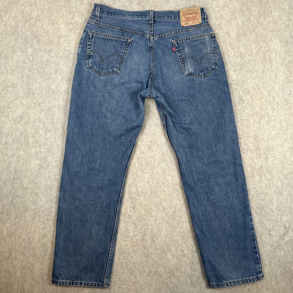Vintage Levis 505 Jeans Mens 36x32 Blue Regular Fit Straight Leg Y2K Medium Wash - Picture 8 of 8